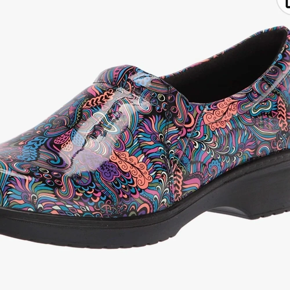 EASY STREET "Tiffany clog" slip resistant/non-marking. FUN & PRACTICAL 🎉 - Picture 14 of 14